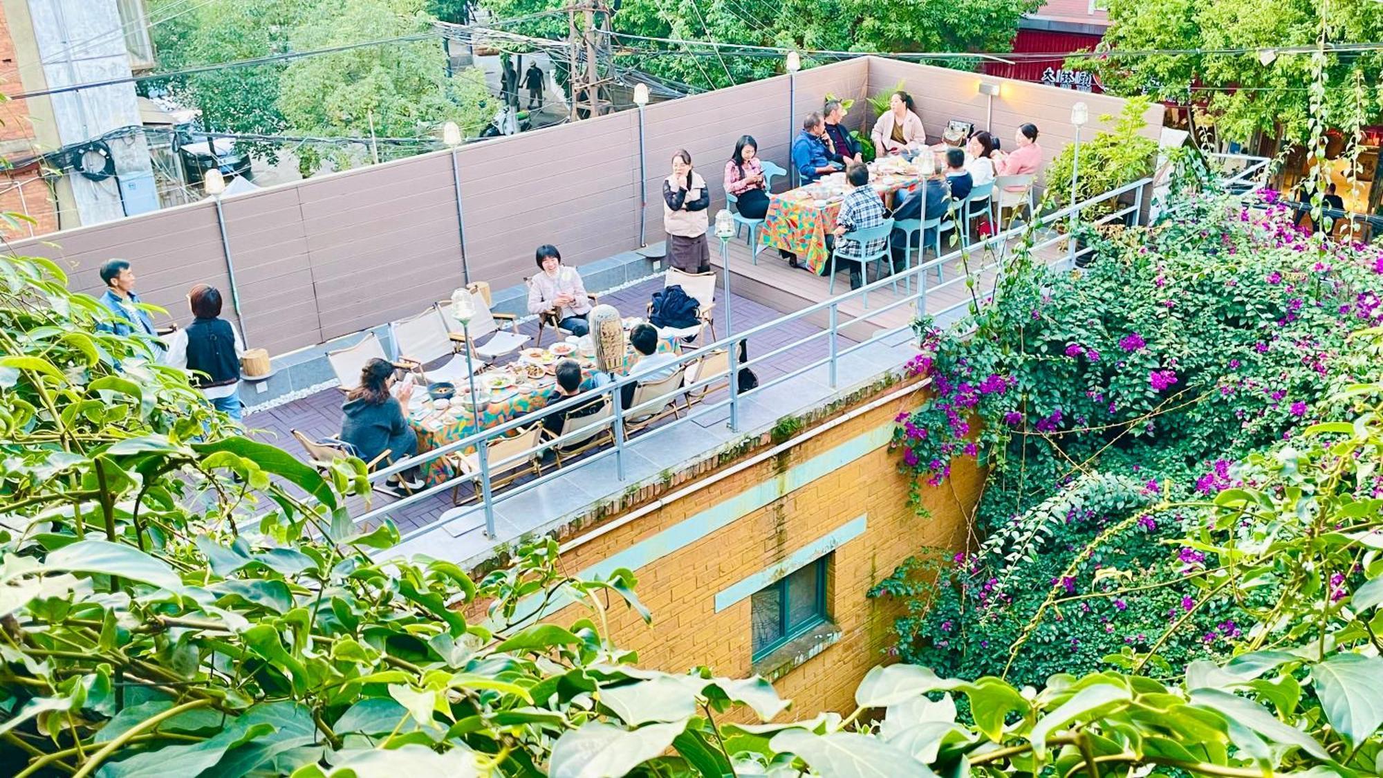 The Cloudland International Youth Hostel Close To The City Center,10 Min Walks To The Subway, Close To The Night Market, Old Street, Green Lake, English-Speaking Service, Free Activity Convenient Payment And Visa Cards Are Accepted Kunming Exterior photo