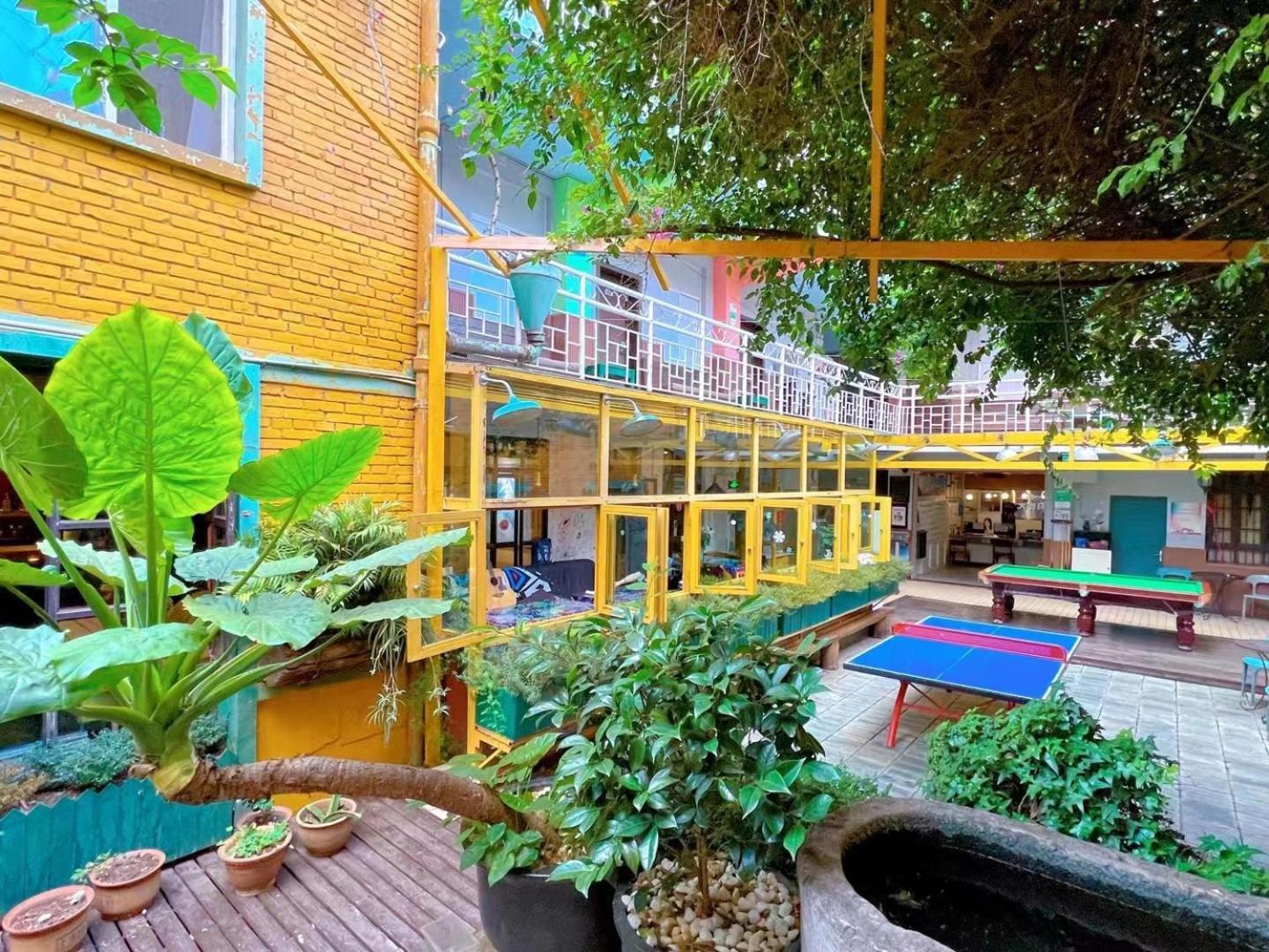 The Cloudland International Youth Hostel Close To The City Center,10 Min Walks To The Subway, Close To The Night Market, Old Street, Green Lake, English-Speaking Service, Free Activity Convenient Payment And Visa Cards Are Accepted Kunming Exterior photo